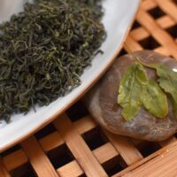 Lushan Yun Wu, Lu hegy felhői zöld tea - kevésbé pirított, lágyabb variáns - 2025