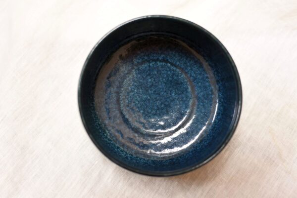 Fodrozódó víztükör - Minoyaki chawan, Han Tsutsu-Gata forma - Image 2