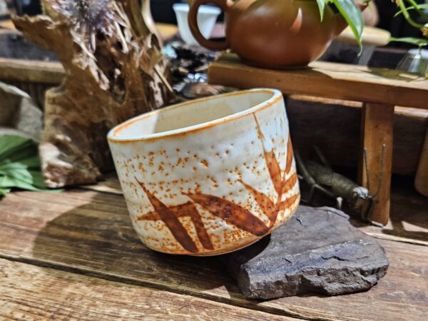 Vörös Bambusz, mázas Minoyaki chawan, Mino kerámia, Japán - Image 3