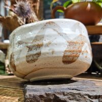 Minoyaki shino mázas chawan, Mino kerámia, Japán