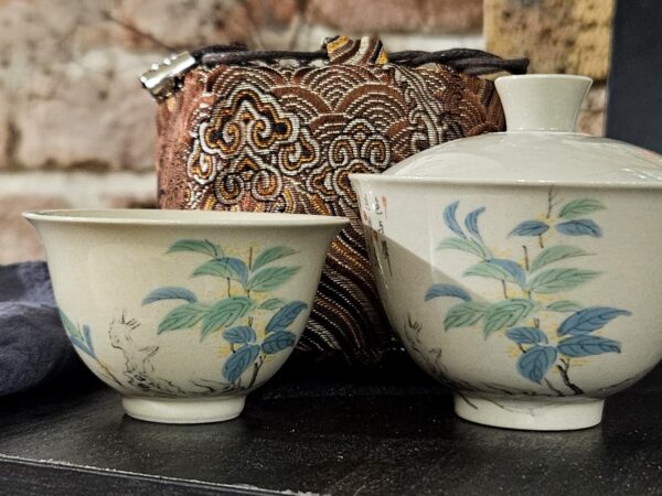 Virágzó bokor - kis méretű gaiwan szett egy csészével, hordtáskával. 80x50ml