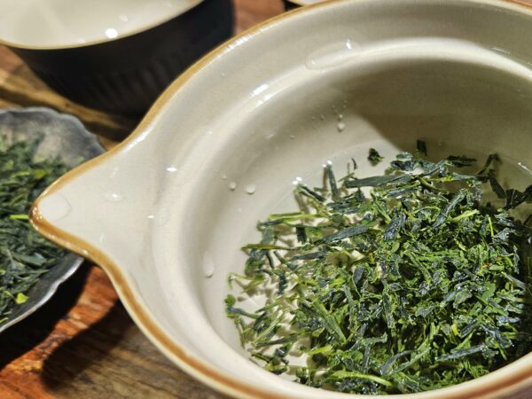 Yabukita Sencha, Wazuka, Kyoto. Organikus Uji farmtea - füves, nagyon zöld karakter - 2025 - Image 4
