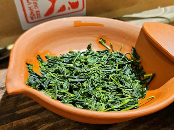 Kabusecha Ujimidori - Wazuka, Organikus Uji farmtea 2025 - kukoricás édesség és füvek a csészében - Image 5