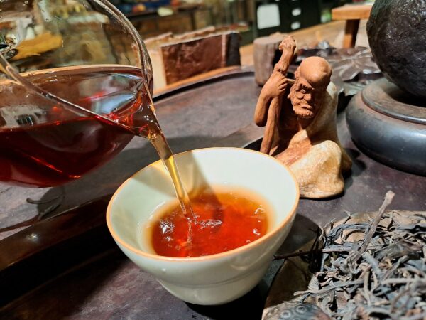 Ősi teafa Yaoshan Liubao Heicha 2007 | erdei gomba aromájú öreg tea - Image 6