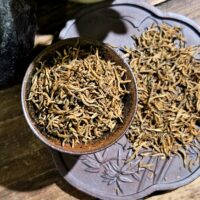 Jin Jun Mei - Prémium Arany Paripa Szemöldök |  Wuyi vörös