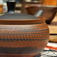 Nerikomi - vörös és fekete - Tokoname kyusu, fém szűrővel | 240ml