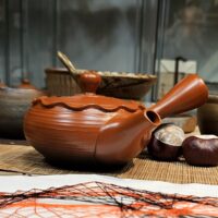 Fodros peremű, közepes méretű vörösagyag Tokoname kyusu kanna - 210 ml