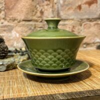 Halpikkely Celadon gaiwan | Klasszikus kehely forma, olajos zöld 125 ml