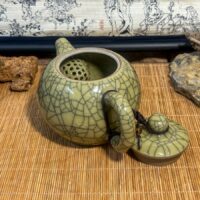 Geyao Celadon mázas kerámia kanna, gömbszűrővel - 380ml oliva zöld